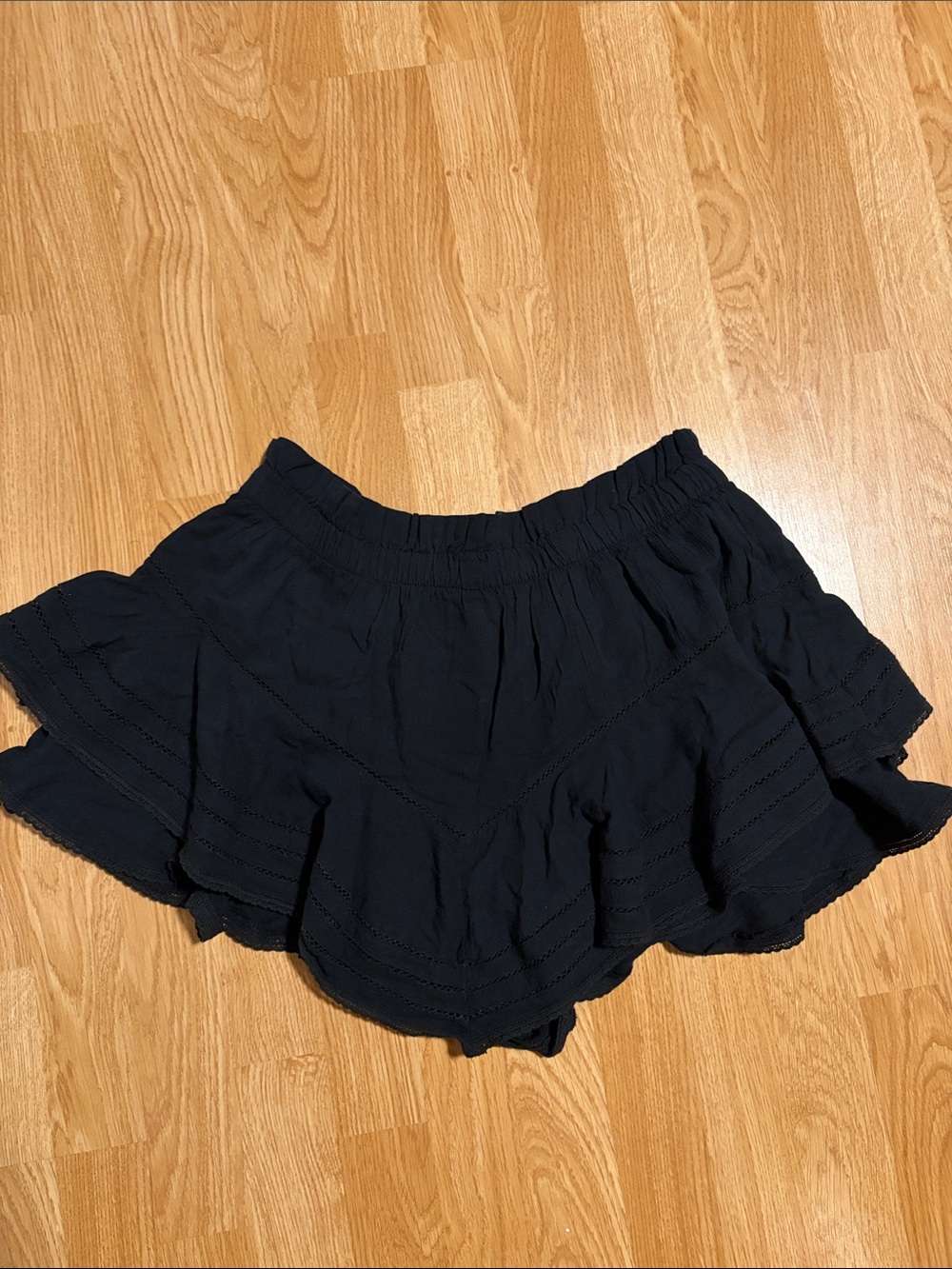 aerie Black Ruffle Hem Skort